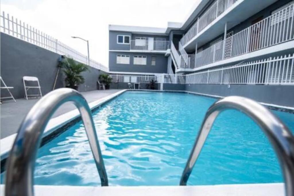 Modern 2Br With Kingbed In The Heart Of Isla Verde Strip Apartment San Juan Exterior photo